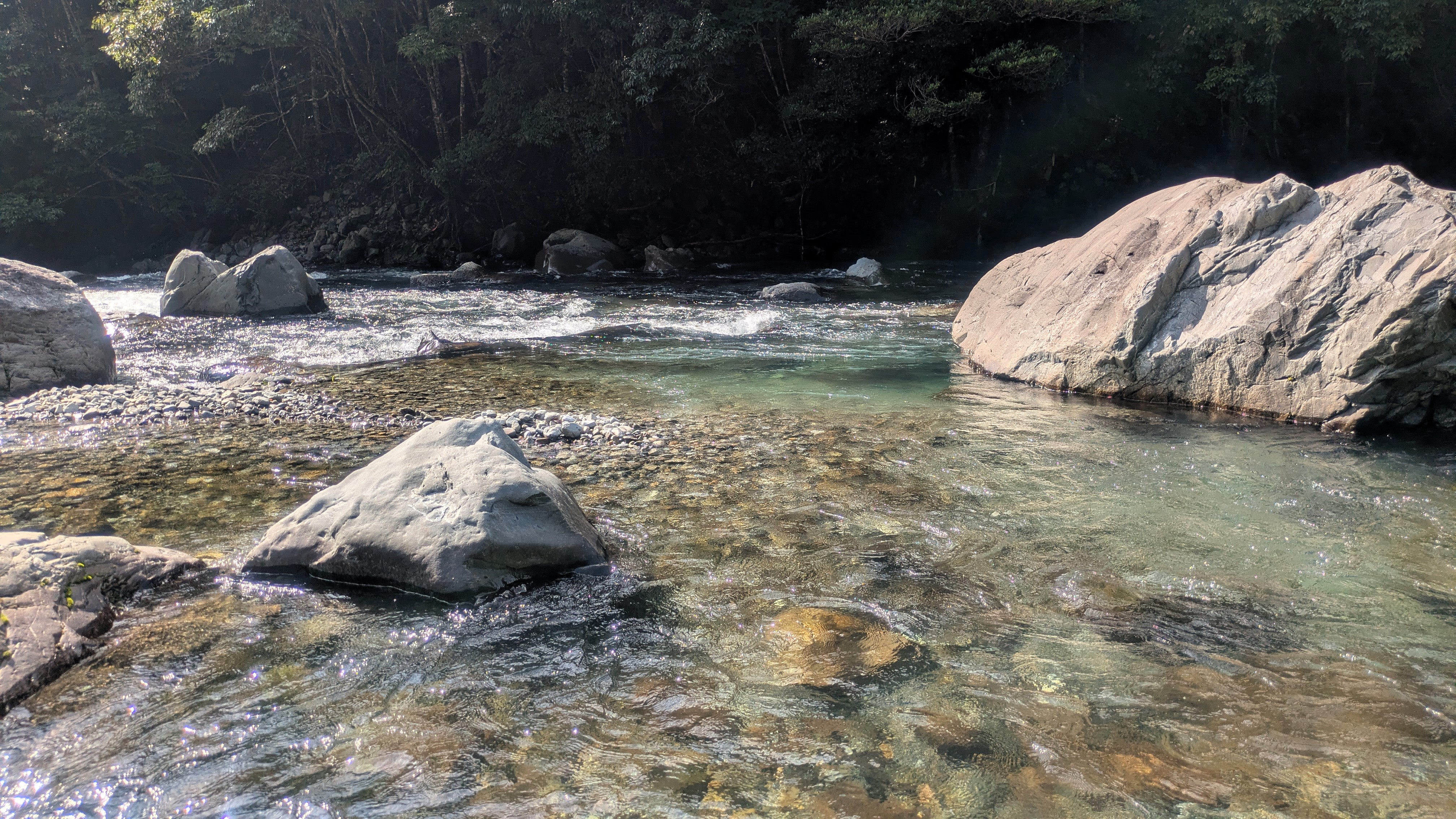 増水の時は支流へGO！ – 鮎釣ってみんね！